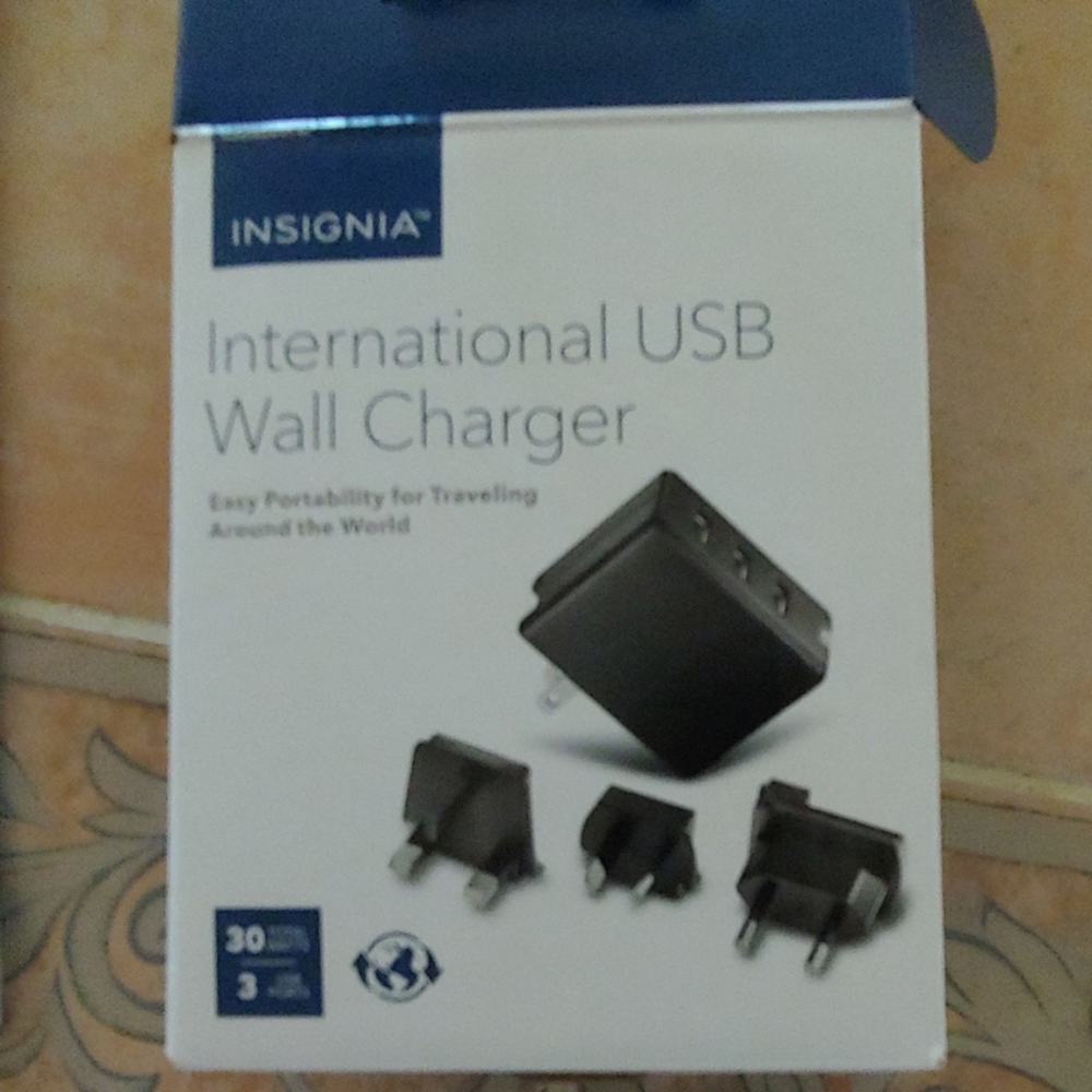 International USB WALL Charger(new, never used)